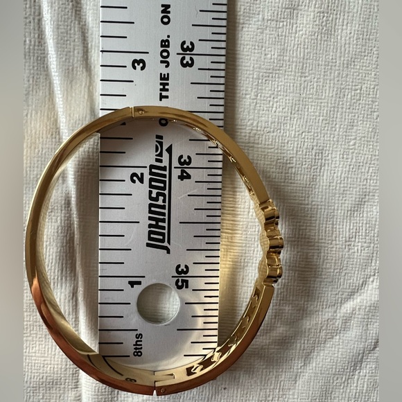 Gold-Tone Hinged Bracelet with Enamel and White Flower Accent - Picture 4 of 5